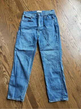 Abercrombie & Fitch the Ankle Straight Ultra High Rise Jean